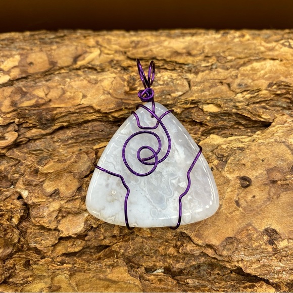 Wire Wrapped Banded Chalcedony Necklace Pendant - Picture 1 of 5